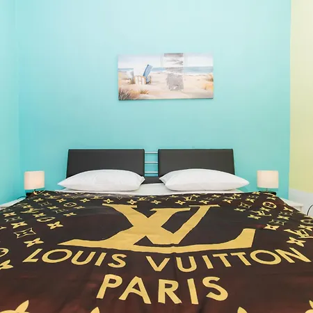 Premium Апартаменты *